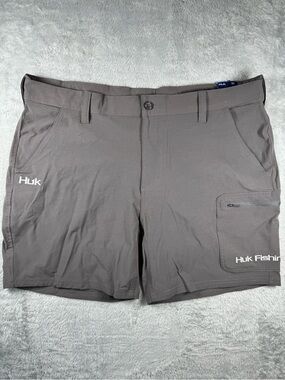 NWT Huk NXTLVL Men’s XXL 7” Fishing Shorts Gray
